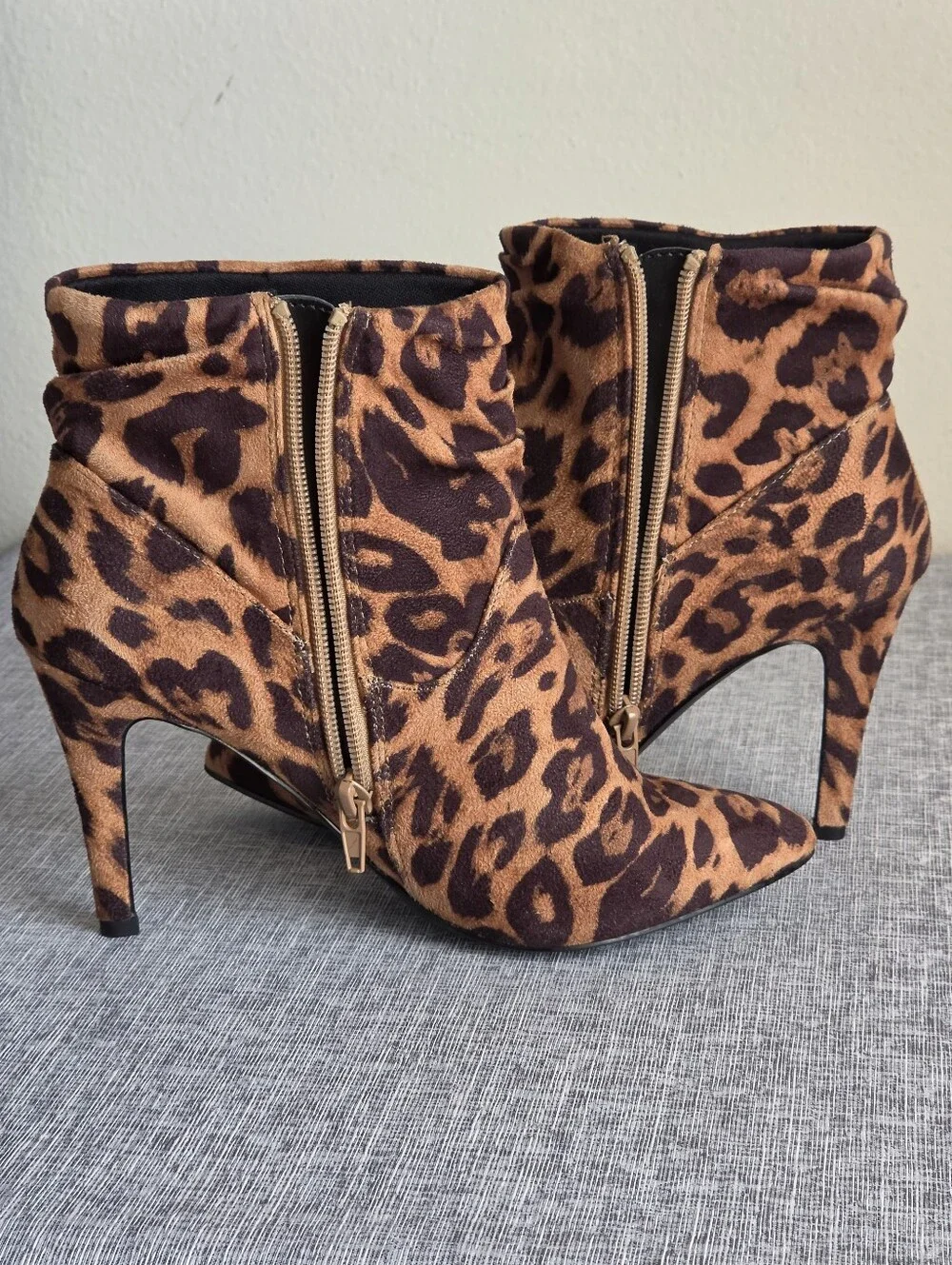 Fergalicious Shae Leopard Print Heel Booties Size 7